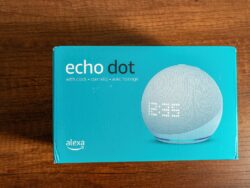 Amazon Echo Dot 5ª Gen | Alexa | Azul claro | Con Reloj LED | Nuevo