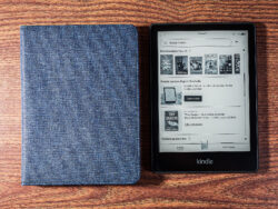 Amazon Kindle Paperwhite (11.ª generación) – 8GB (7067)