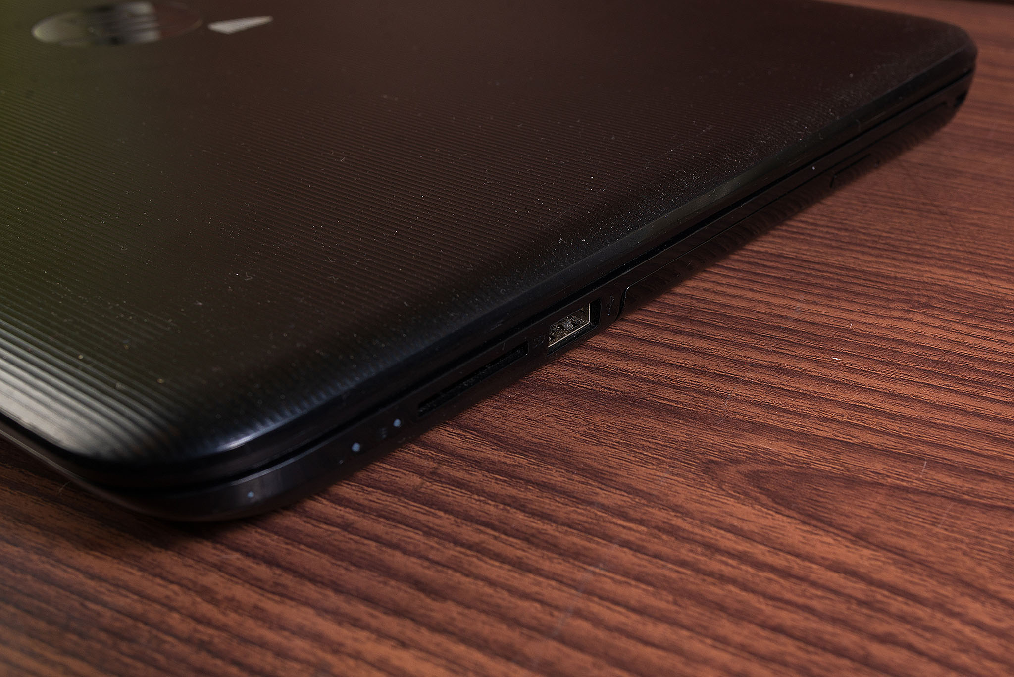 HP Notebook 15-ba009dx – A6-7310 | 15.6" HD (7052) - Imagen 8