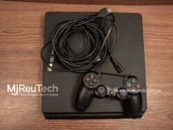 Consola PlayStation 4 Slim |500 GB| Versión del software 4.07 (7157)