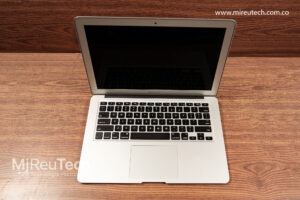 MacBook Air 13” 2015 – Intel Core i5, 8GB RAM, 128GB SSD (7191) - 34