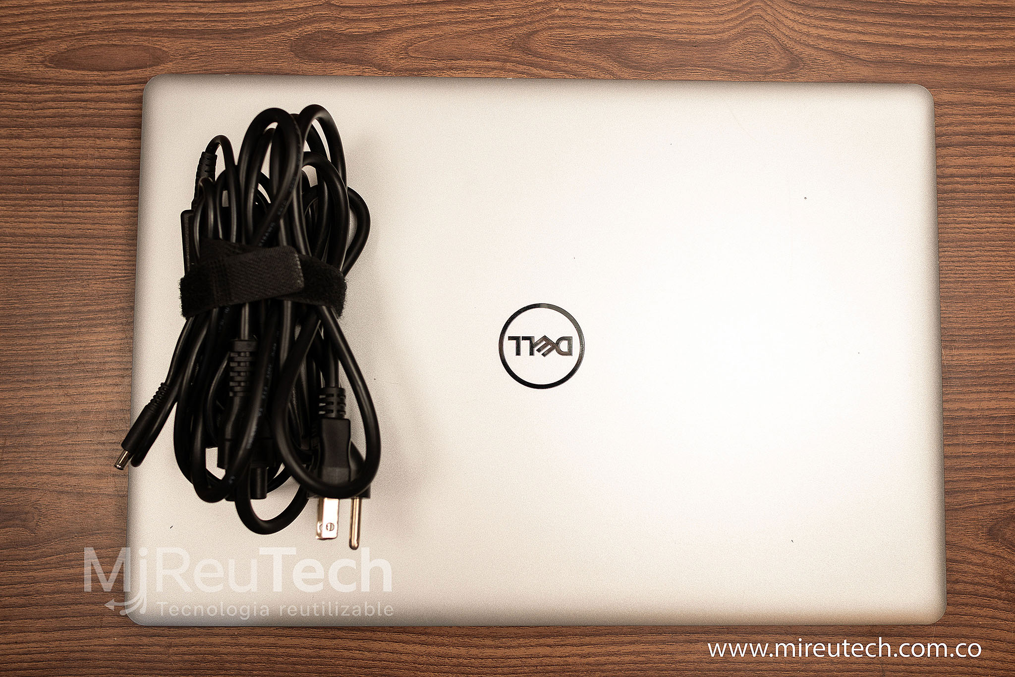 Portátil Dell Inspiron 5570 | Intel Core i7 8550U, | 8 núcleos | 8GB RAM |128GB SSD |15.6" (7182) - Imagen 2