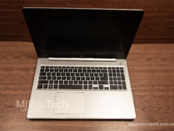 Portátil Dell Inspiron 5570 | Intel Core i7 8550U, | 8 núcleos | 8GB RAM |128GB SSD |15.6" (7182)