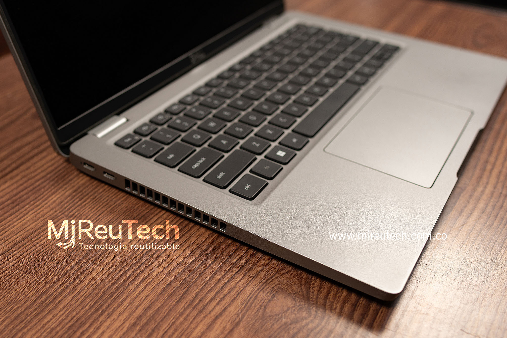 Portátil - Dell Latitude 5420 – Intel Core i5 11ª Gen, 8GB RAM, SSD 256GB (7196) - Imagen 4