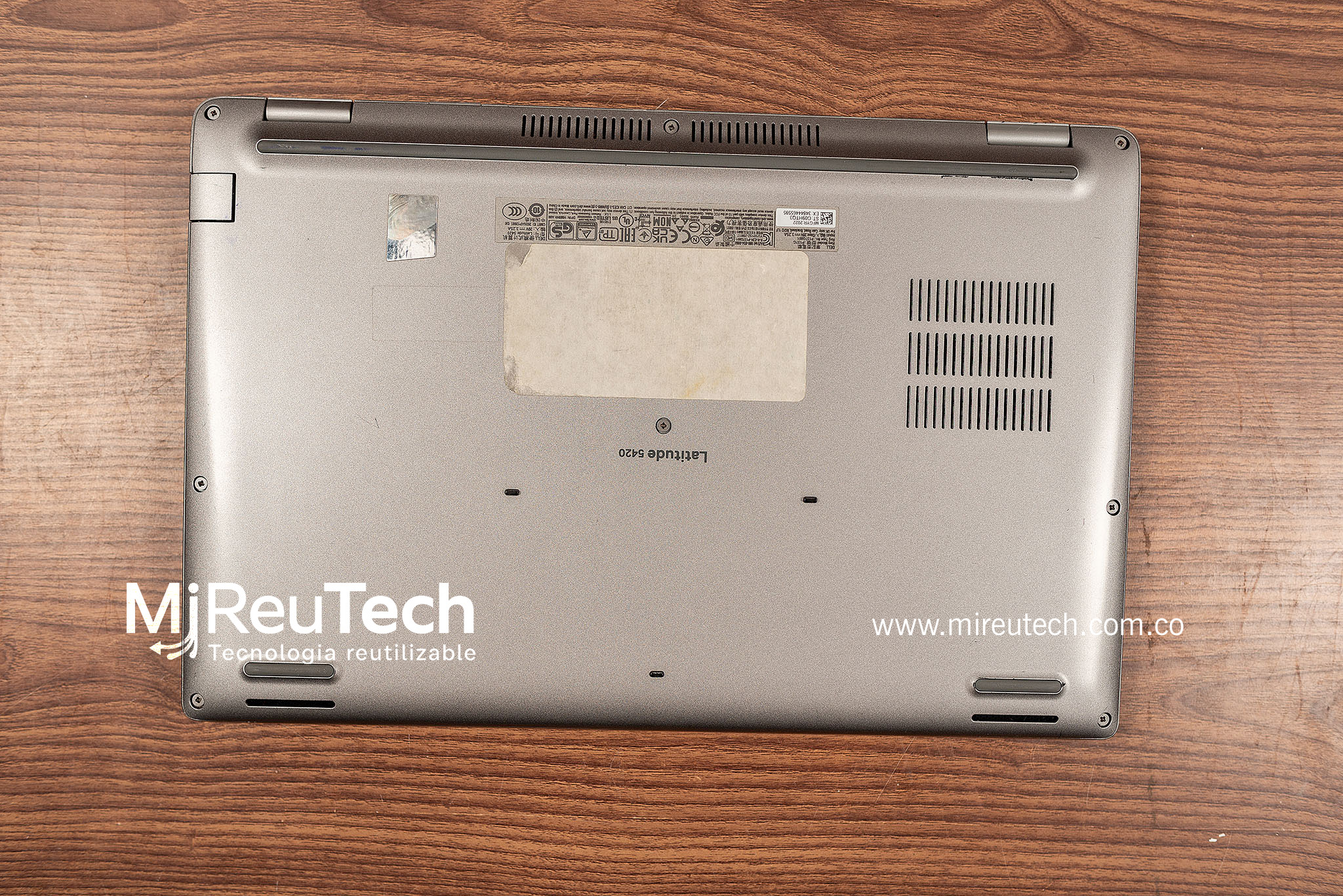 Portátil - Dell Latitude 5420 – Intel Core i5 11ª Gen, 8GB RAM, SSD 256GB (7196) - Imagen 9