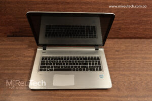 Portátil - Laptop HP Envy 17 Notebook - Intel i7 6ª Gen - 8GB RAM - 128GB SSD (7205) - 498