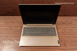 Portátil Lenovo IdeaPad 3 15.6 Touch – i3 10th Gen - 8GB RAM - 128GB SSD (7195) - 42