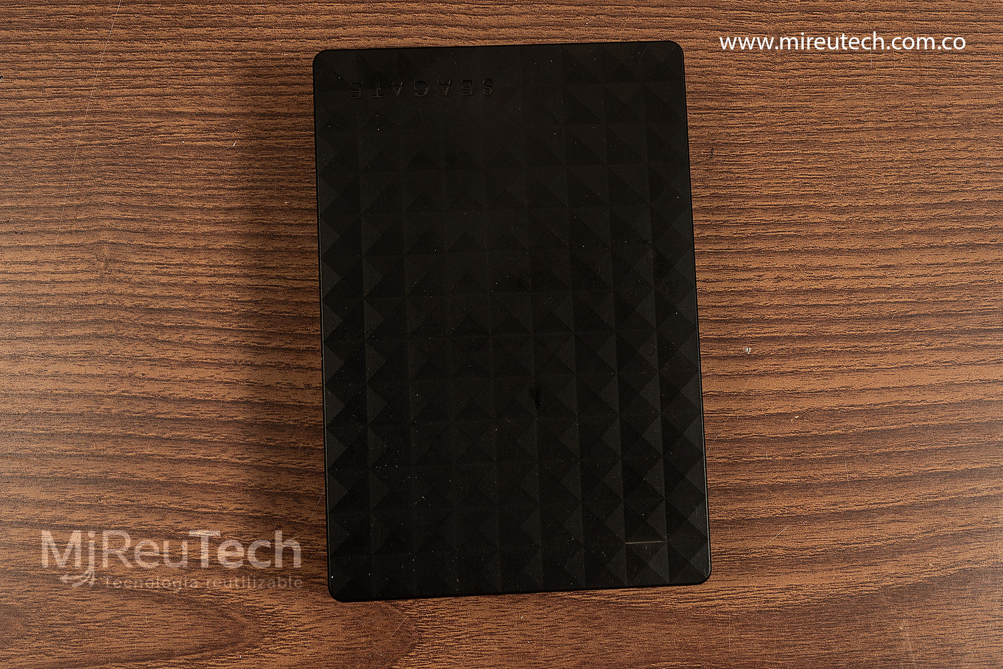 Disco Duro Externo Portátil Seagate Backup Plus 4TB – USB 3.0 (7201) - Imagen 2