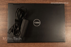 Portátil Dell Latitude 3390 2 en 1 Táctil - Intel i5-8 núcleos - 8GB RAM - (7203-2) - 618