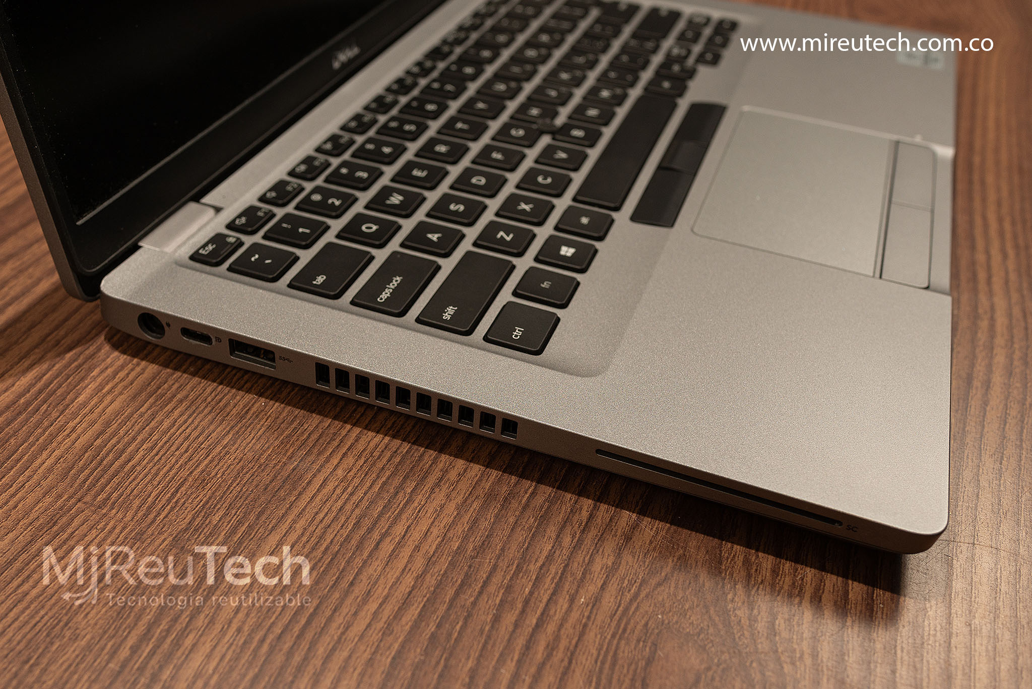 Portátil Dell Latitude 5410 | Intel Core i7 10ª Gen | 16GB RAM | SSD 256GB (7211) - Imagen 2