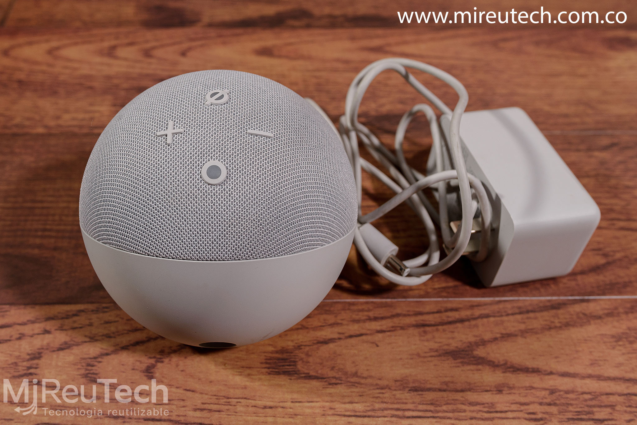 Amazon Echo Dot 5ª Generación sin Reloj | Alexa Inteligente | Color Blanco (7253-1) - Imagen 4