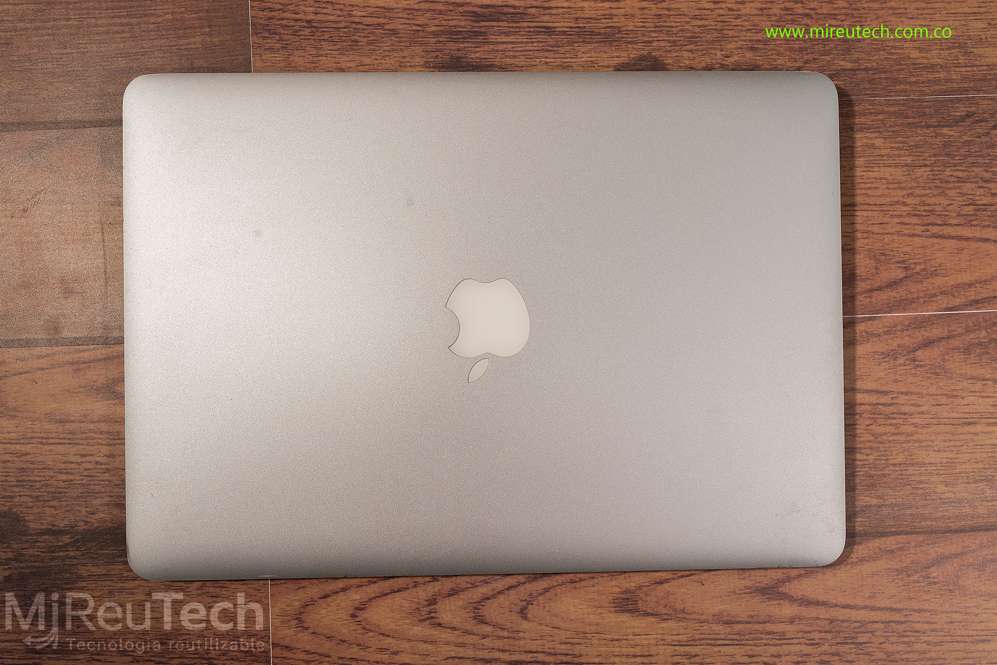 Apple MacBook Air 13" A1466 | Intel Core i5 | 4GB RAM | 128GB SSD | Mid 2012 (7198) - Imagen 2