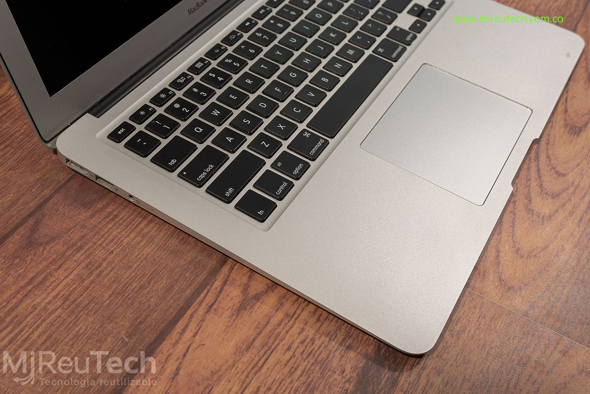 Apple MacBook Air 13" A1466 | Intel Core i5 | 4GB RAM | 128GB SSD | Mid 2012 (7198) - Imagen 6