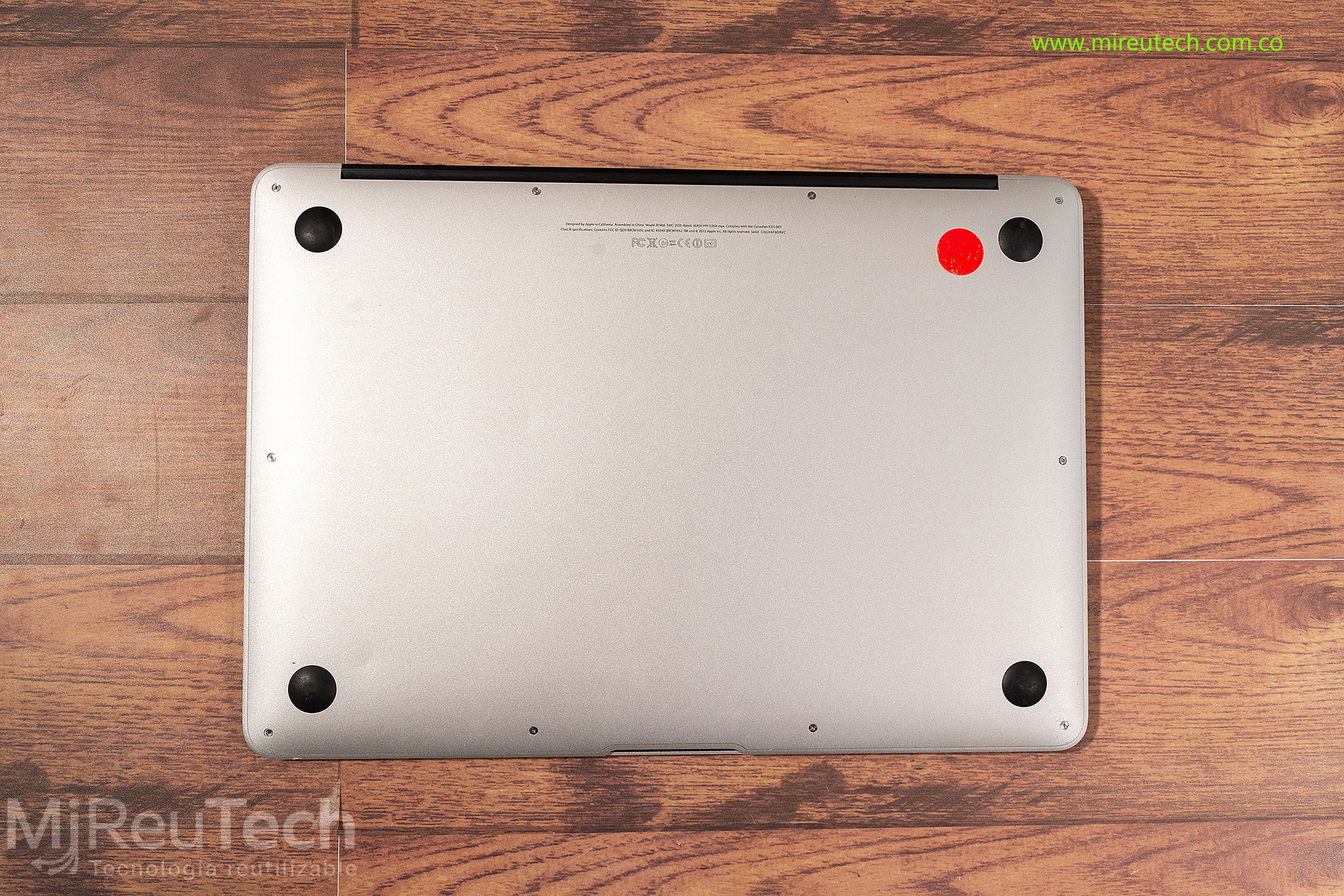 Apple MacBook Air 13" A1466 | Intel Core i5 | 4GB RAM | 128GB SSD | Mid 2012 (7198) - Imagen 8