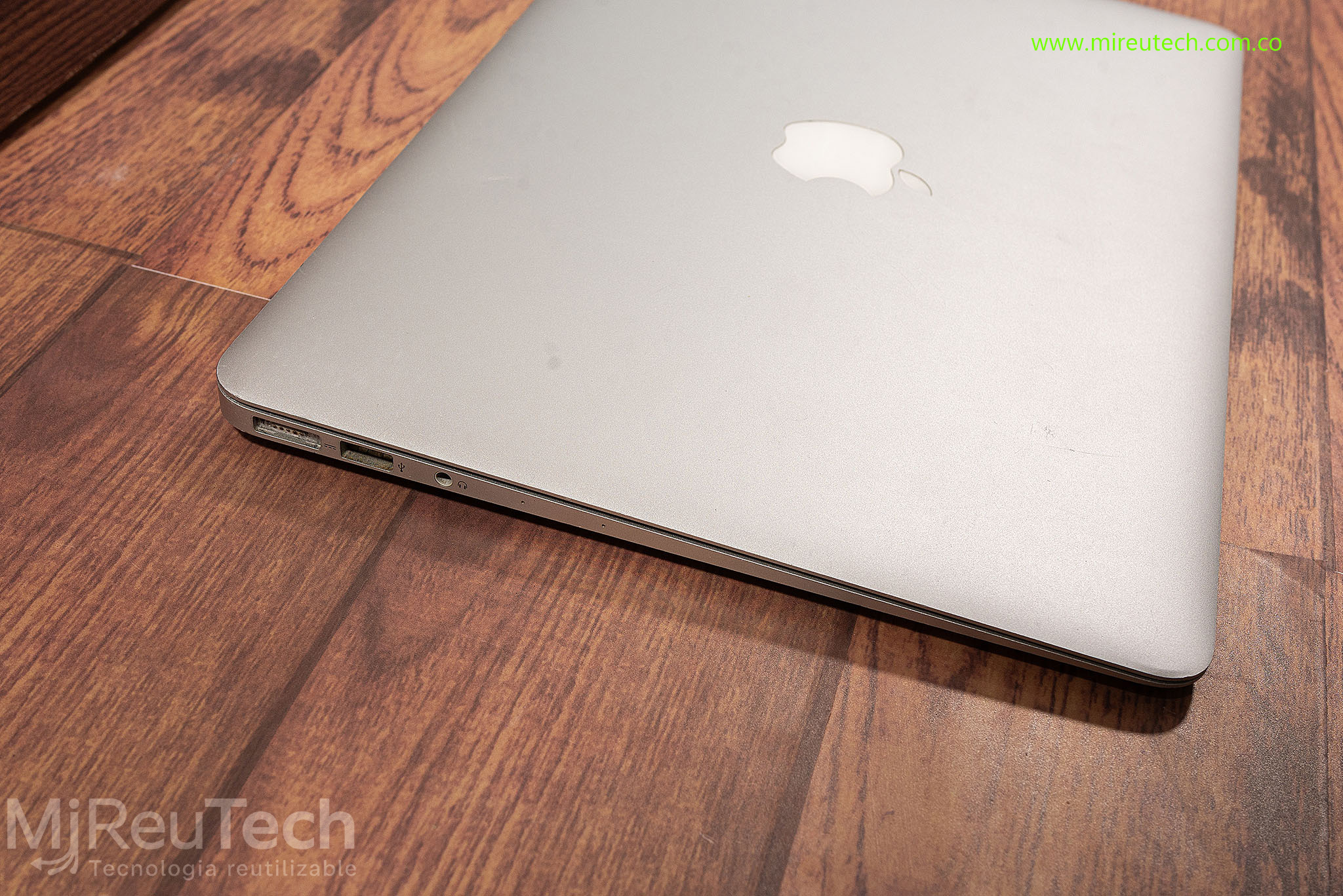 Apple MacBook Air 13" A1466 | Intel Core i7 | 8GB RAM | SSD 256GB | Early 2015 (7237) - Imagen 3