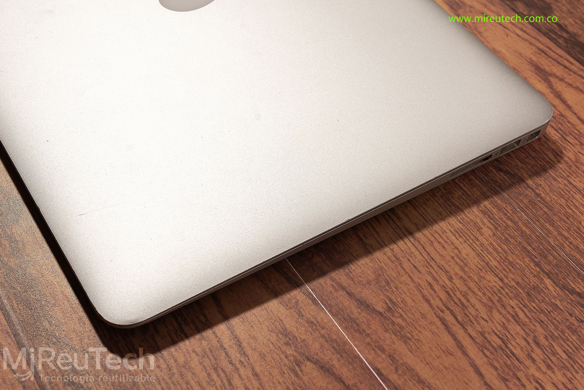 Apple MacBook Air 13" A1466 | Intel Core i7 | 8GB RAM | SSD 256GB | Early 2015 (7237) - Imagen 4