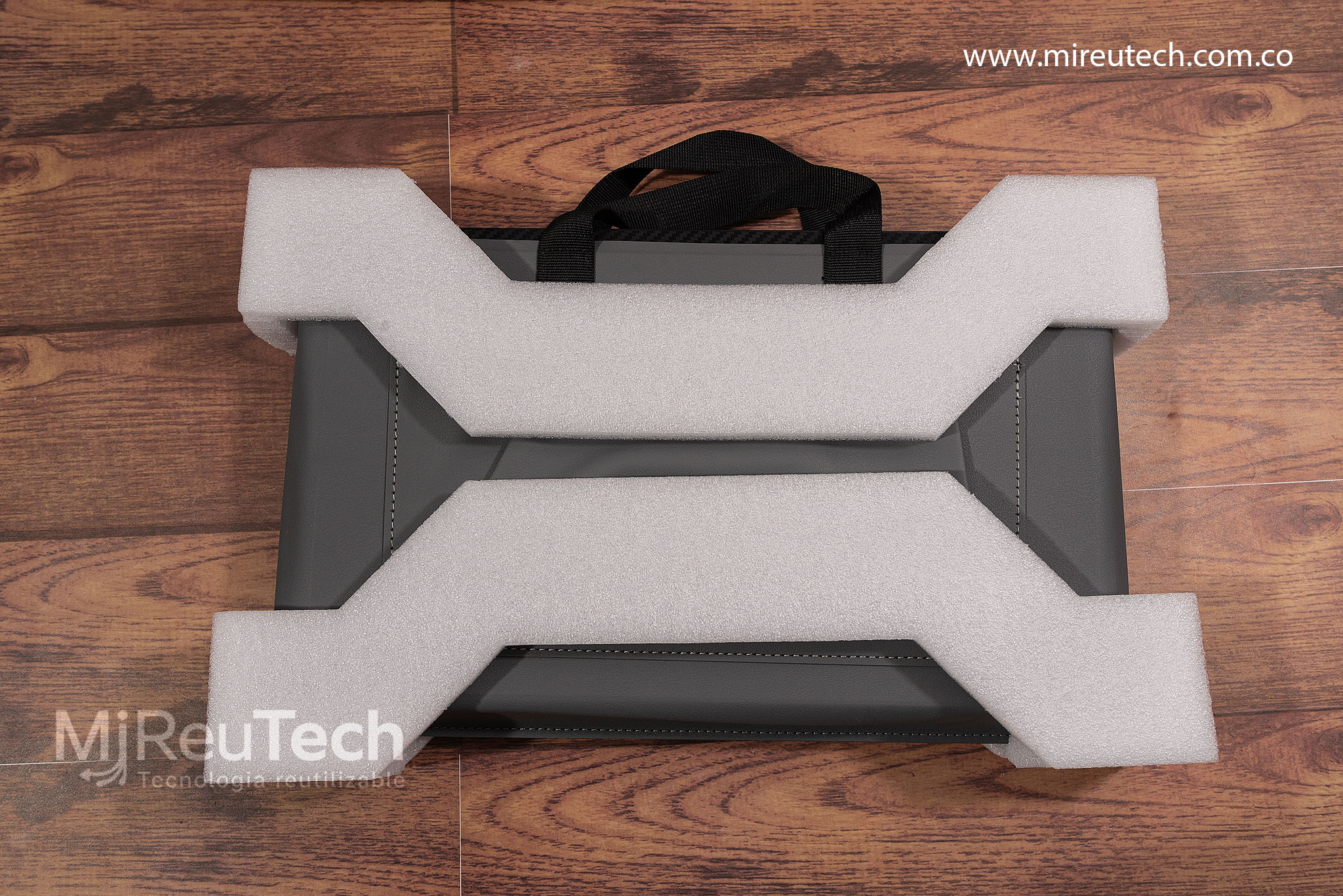 Monitor Extensor Triple para Portátil – 14” FHD (7271) - Imagen 3
