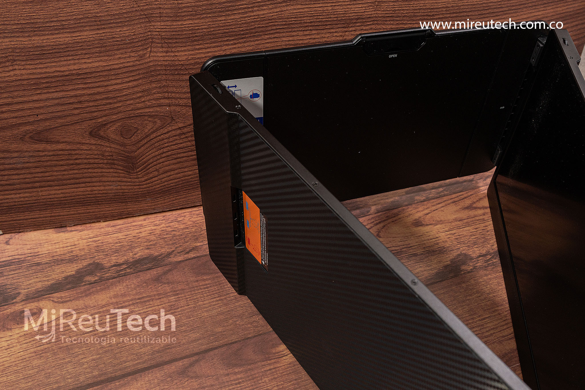 Monitor Extensor Triple para Portátil – 14” FHD (7271) - Imagen 8