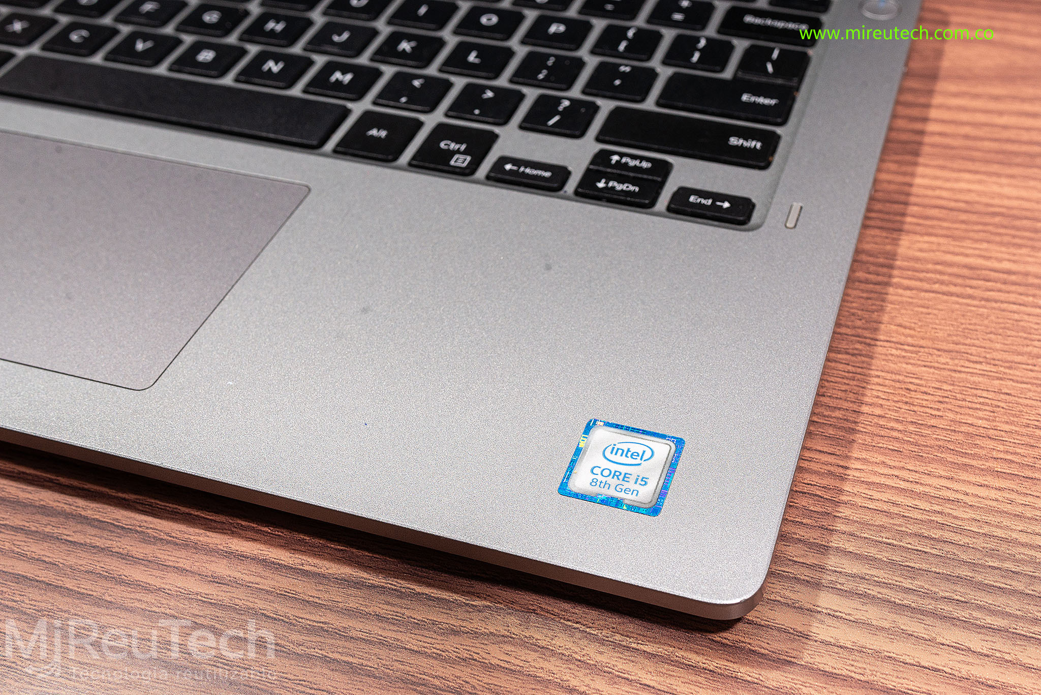Portátil Dell Latitude 3310 2-en-1 Táctil | Core i5 8ª Gen | 16GB RAM | SSD 256GB (7294) - Imagen 6