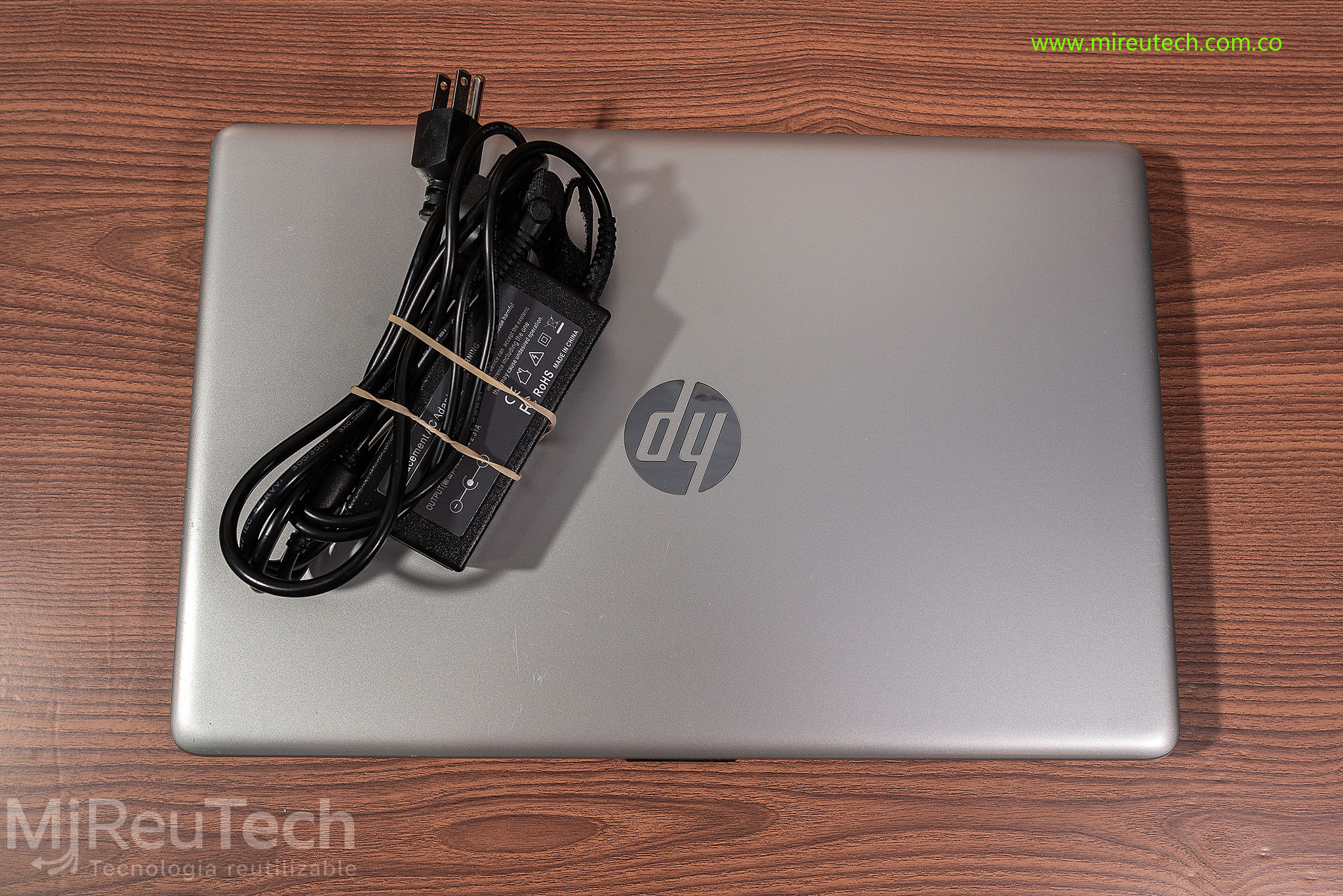 Portátil HP Laptop 15-da0xxx | Intel Core i5 8ª Gen | 4GB RAM | 119GB SSD (7281)